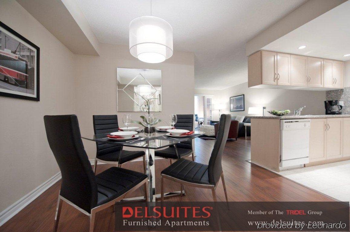 Toronto Luxury Accommodations - Qwest Экстерьер фото